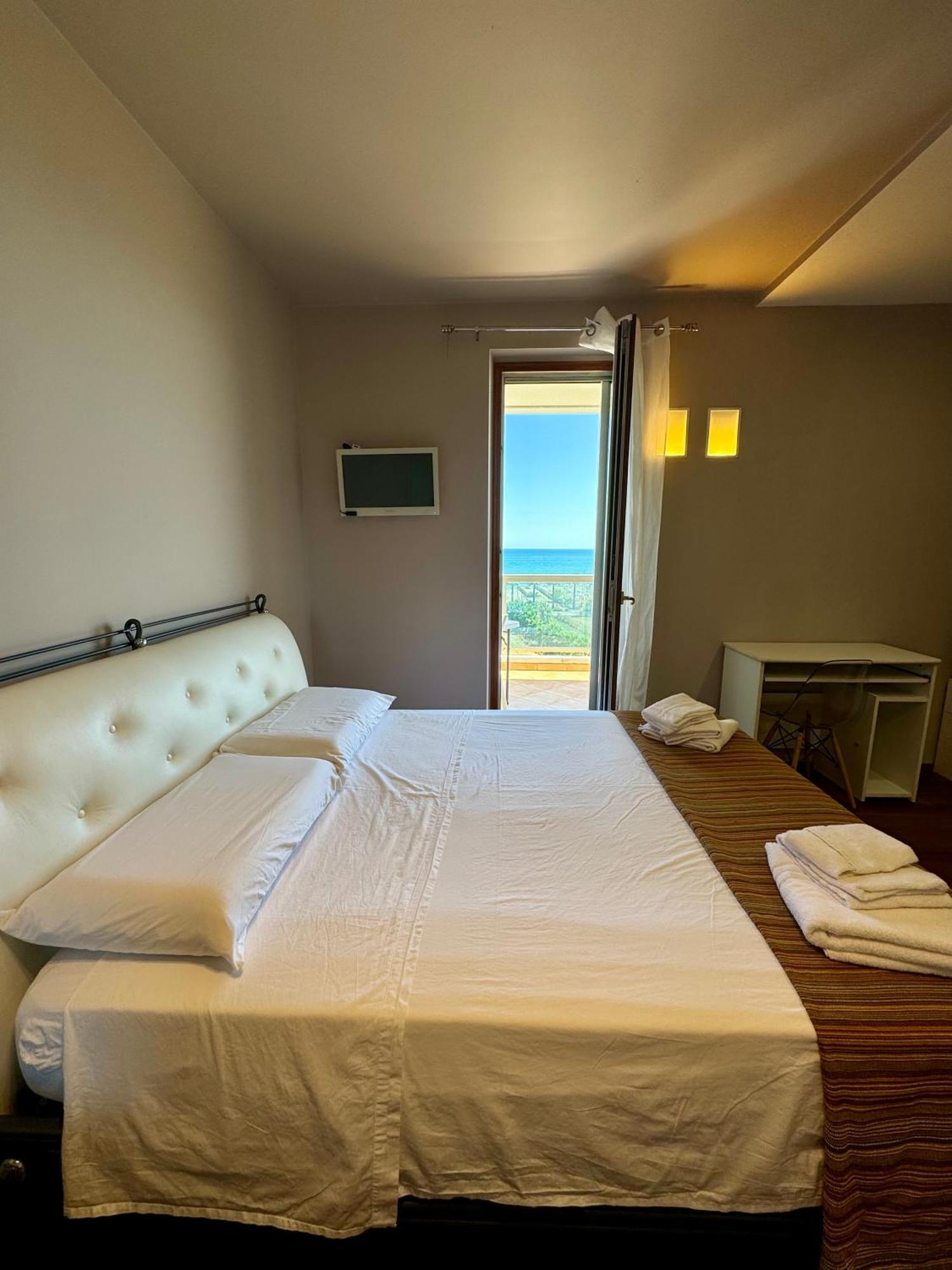 בארלטה B&B L'Orizzonte מראה חיצוני תמונה